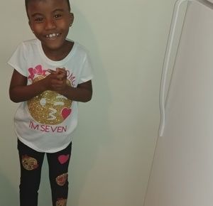 Meet your Posher, Nikeeya